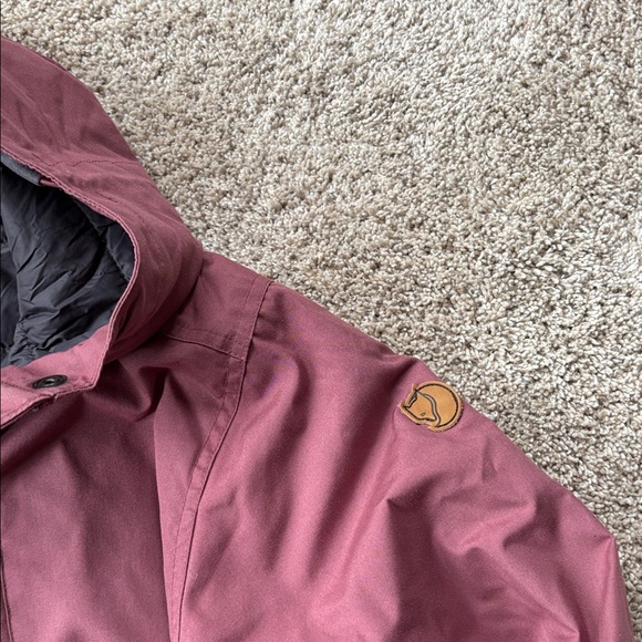 Women’s Fjallraven Kiruna Padded Parka - Picture 11 of 15